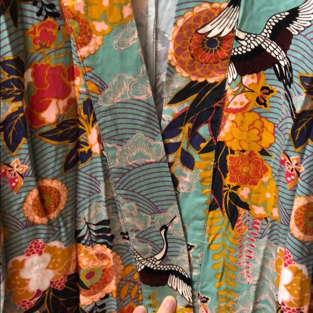 Kimono - Picture 2 of 2